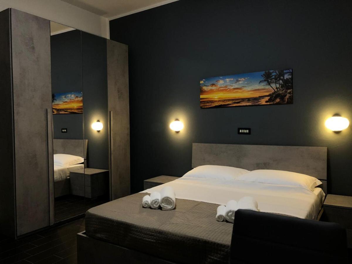 Hotel Neyra Beach Rimini Exterior photo